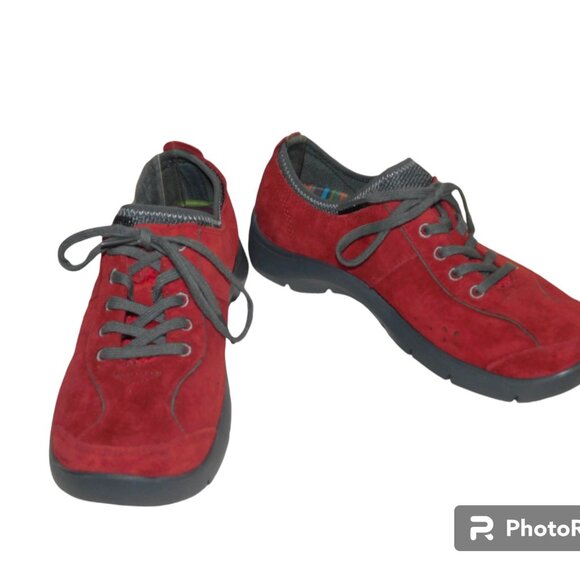 Dansko Elisa Red Suede Lace Up Athletic Oxford Sneakers Size 37 US Size 6.5-7
